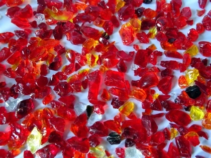 Feuerglas rubinrot, ca. 5-15 mm